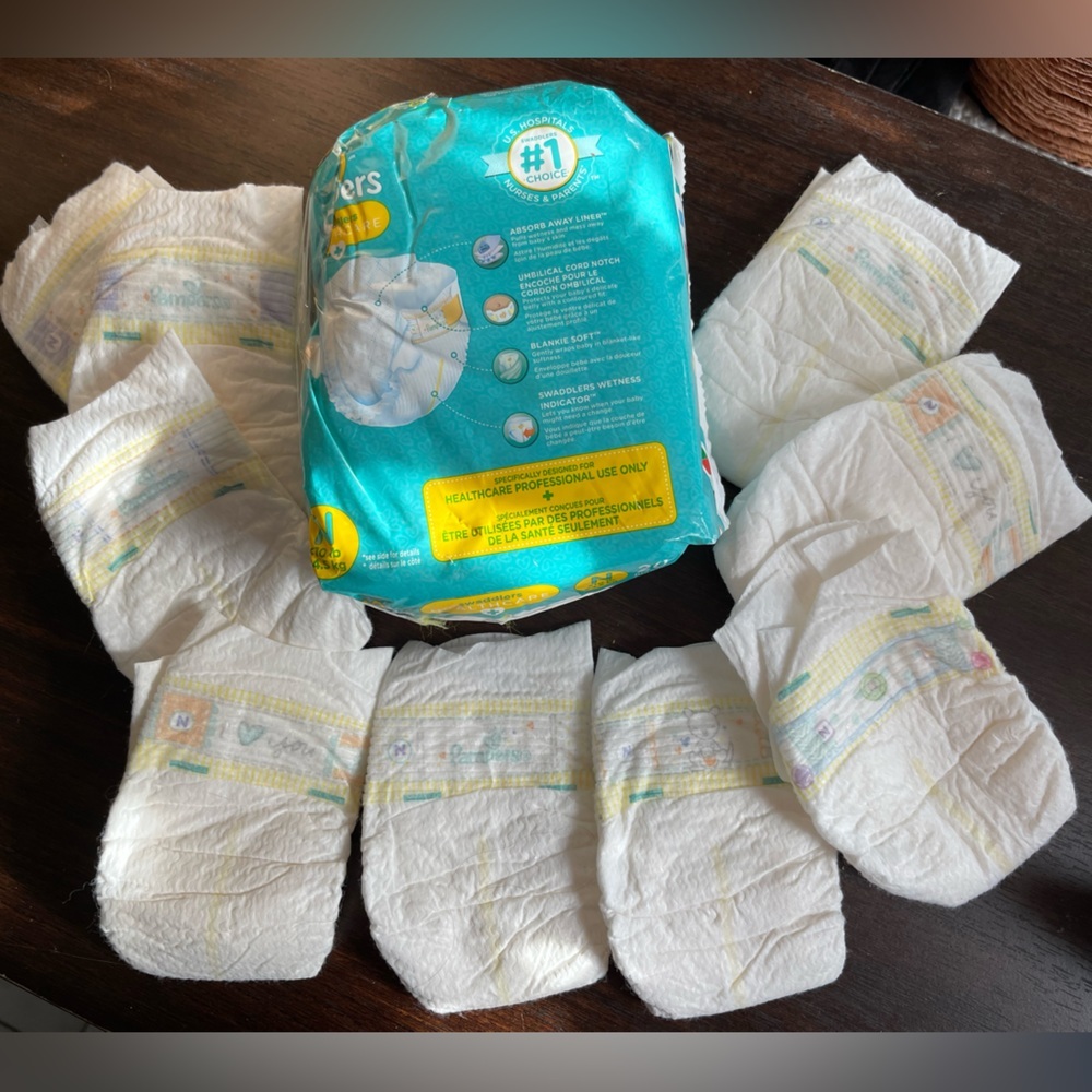 NEW Pampers Newborn Diapers 20pack + 9= 29